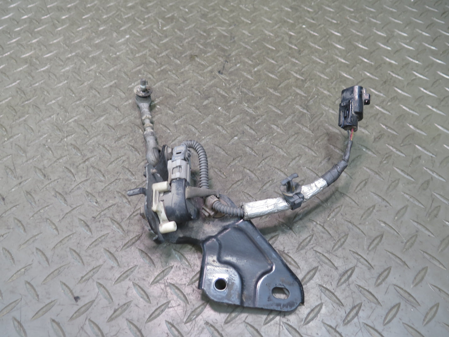 10-23 Lexus URJ150L GX460 Rear Right Side Suspension Ride Height Level Sensor