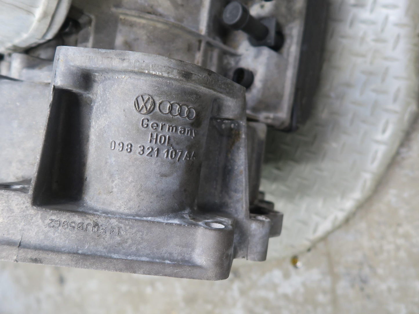 01-03 VW Eurovan T4 2.8L EQJ A/T Automatic Transmission 136K Miles OEM