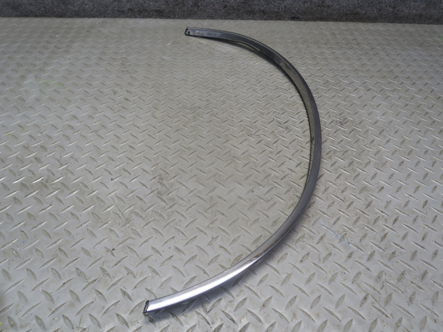 84-86 Toyota Cressida MX73 Sedan Rear Left Fender Wheel Arch Chrome Molding OEM
