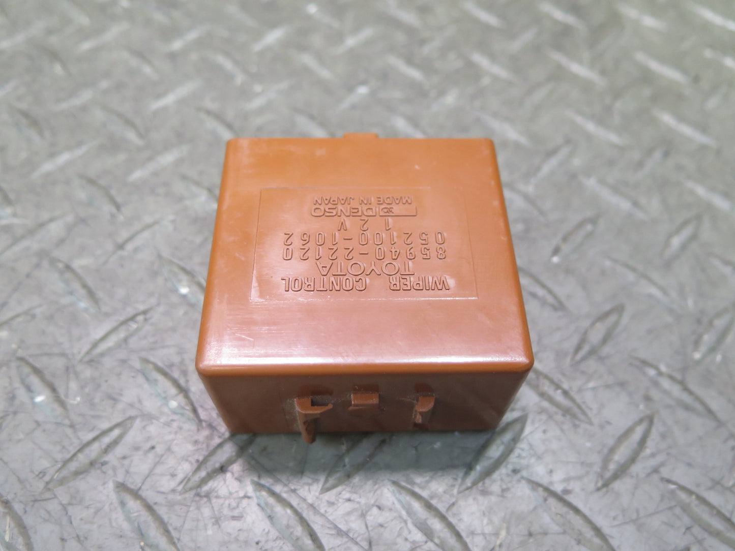 84-86 Toyota Cressida MX73 Windshield Wiper Relay Control Module 85940-22120 OEM