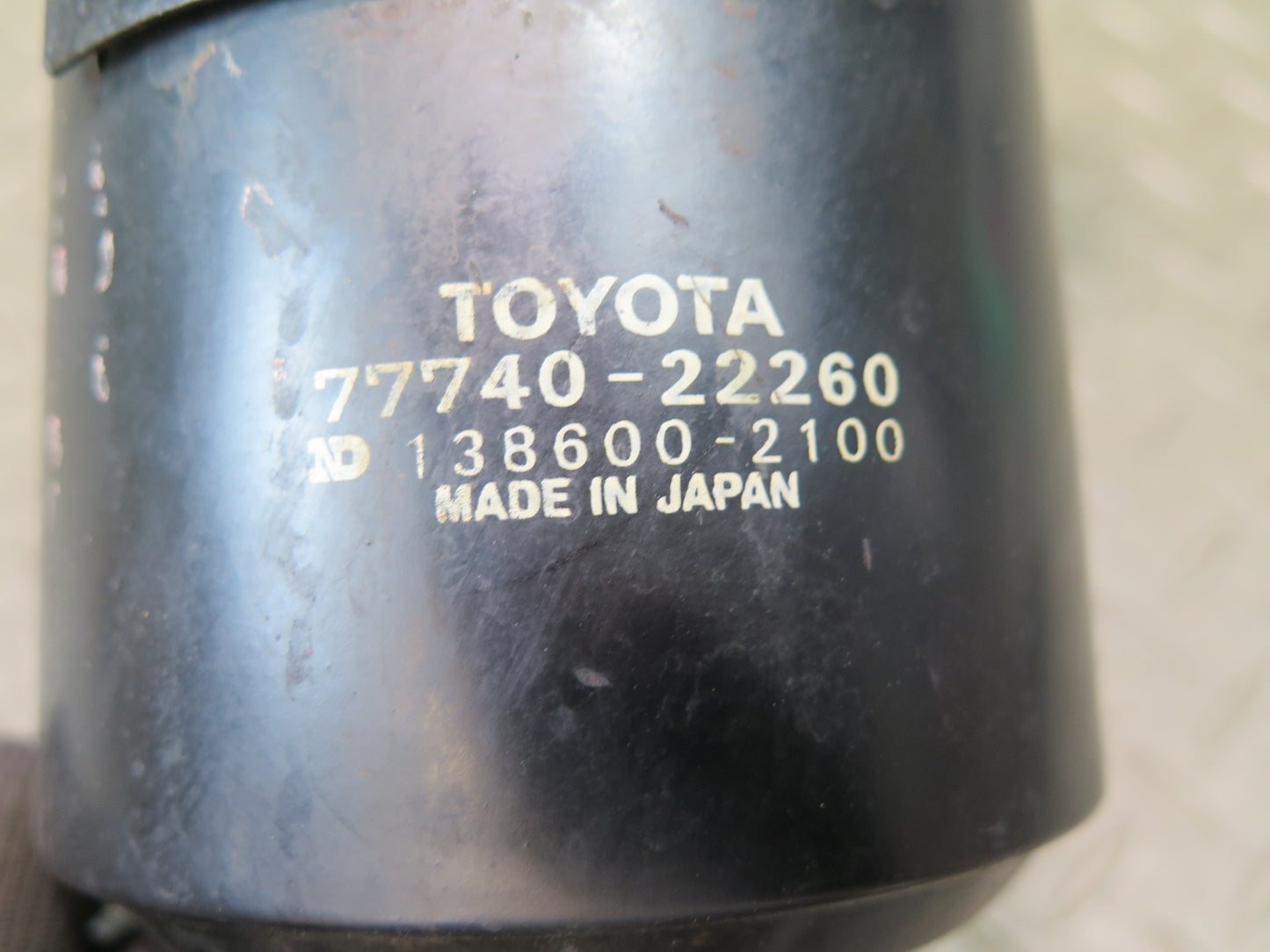 84-88 Toyota Cressida MX73 Fuel Evap Vapor Charcoal Canister 45K 77740-22260 OEM