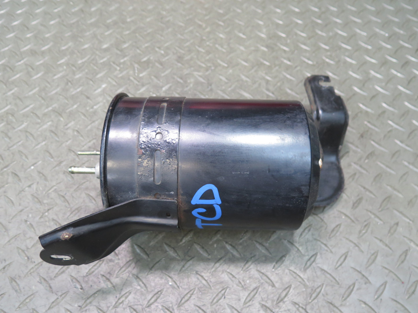 84-88 Toyota Cressida MX73 Fuel Evap Vapor Charcoal Canister 45K 77740-22260 OEM