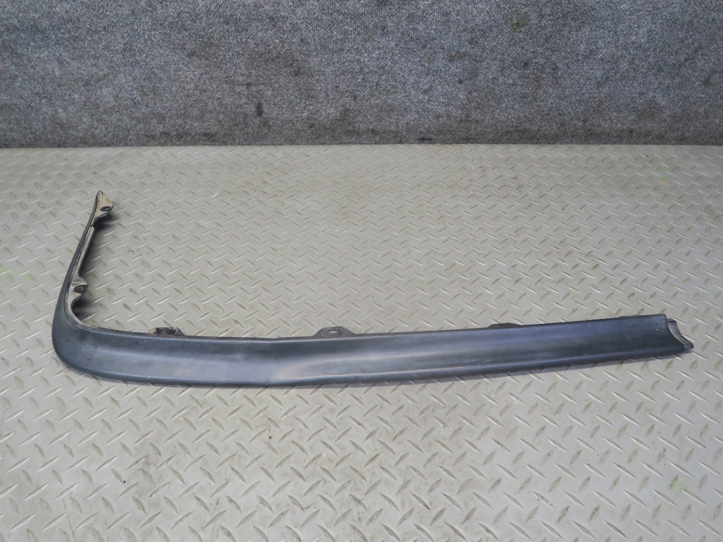 84-86 Toyota Cressida MX73 Set of 2 Front Bumper Left & Right Spoiler LIP OEM