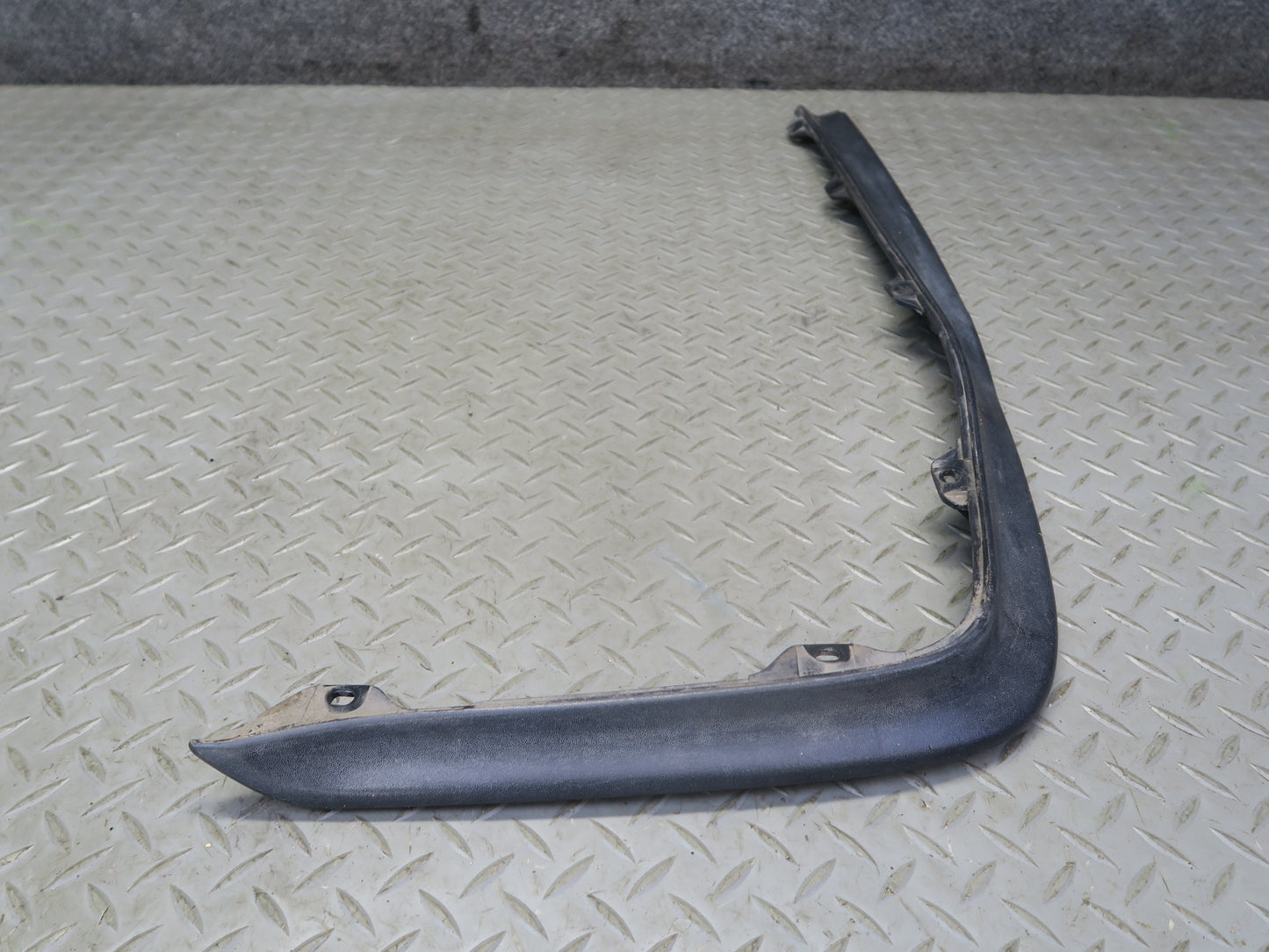 84-86 Toyota Cressida MX73 Set of 2 Front Bumper Left & Right Spoiler LIP OEM