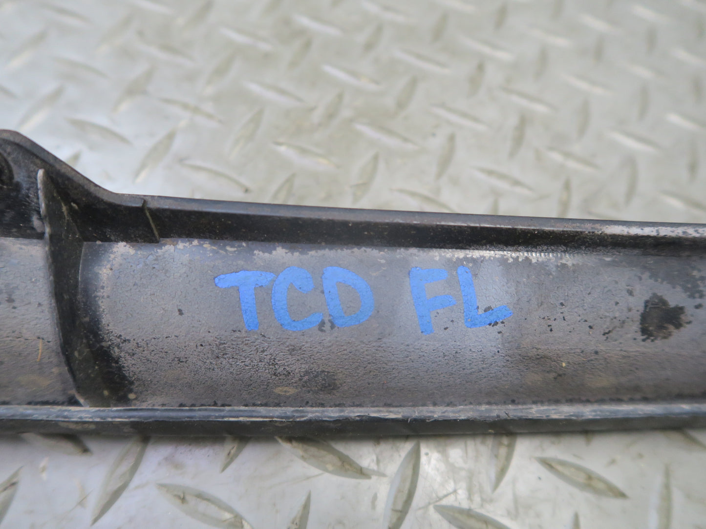 84-86 Toyota Cressida MX73 Set of 2 Front Bumper Left & Right Spoiler LIP OEM