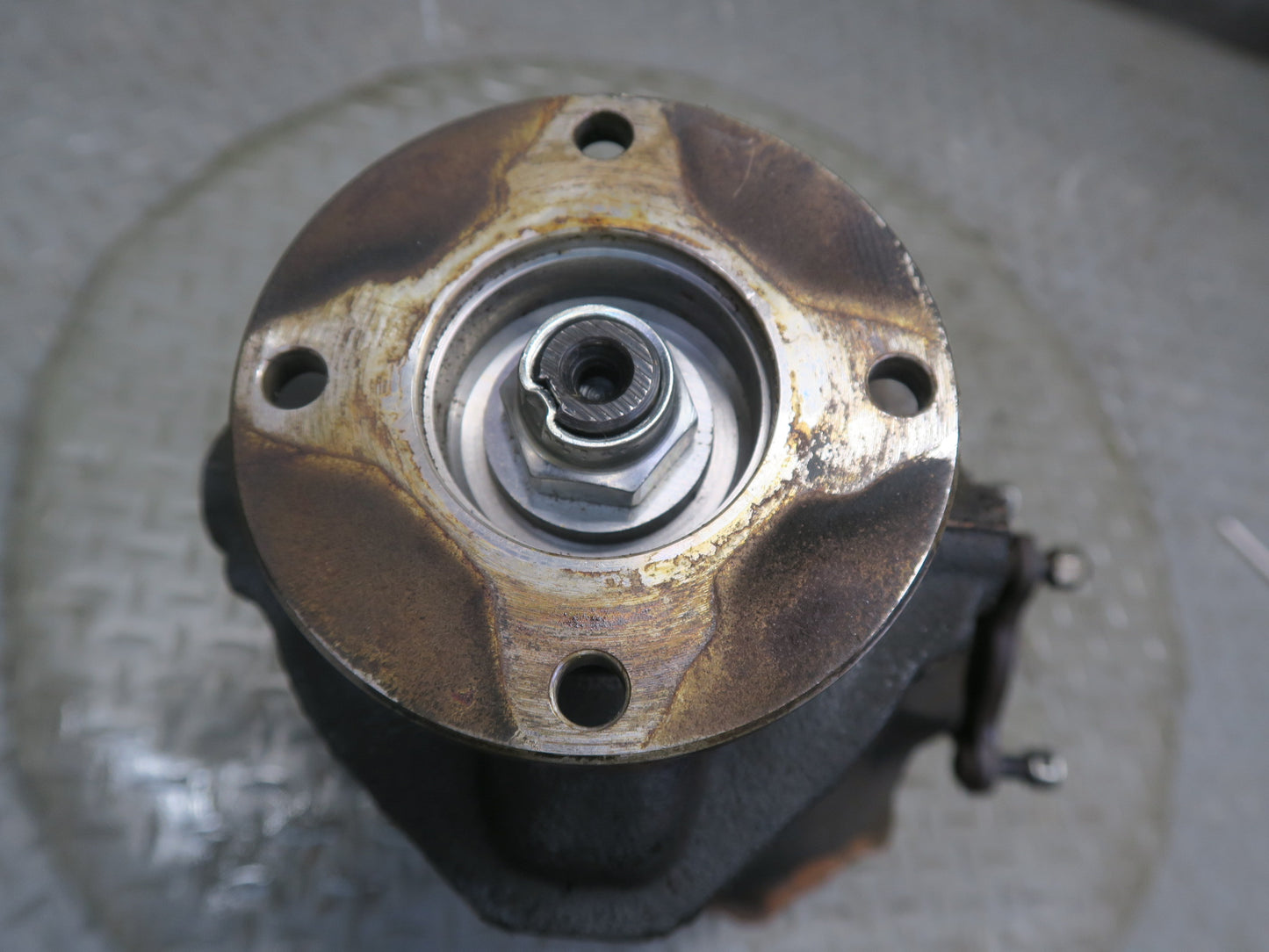 84-86 Toyota Cressida MX73 A/T Rear Differential Carrier 4.1 Ratio 45K Miles OEM