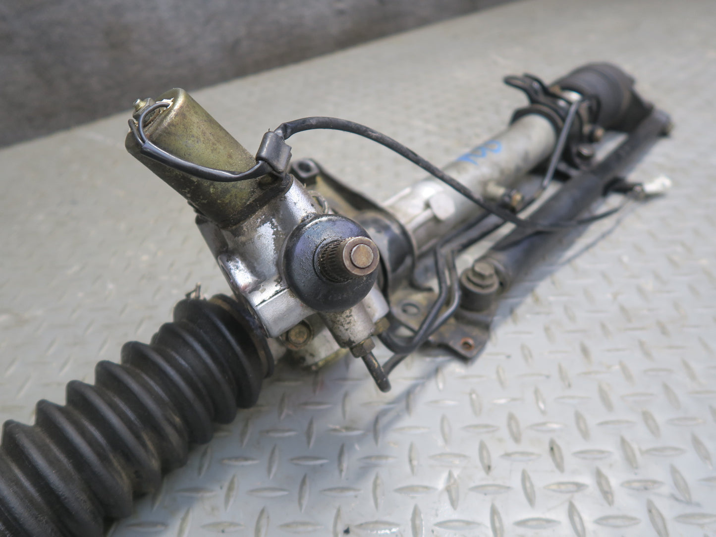 84-87 Toyota Cressida MX73 Power Steering Rack & Pinion w Damper 45K Miles OEM