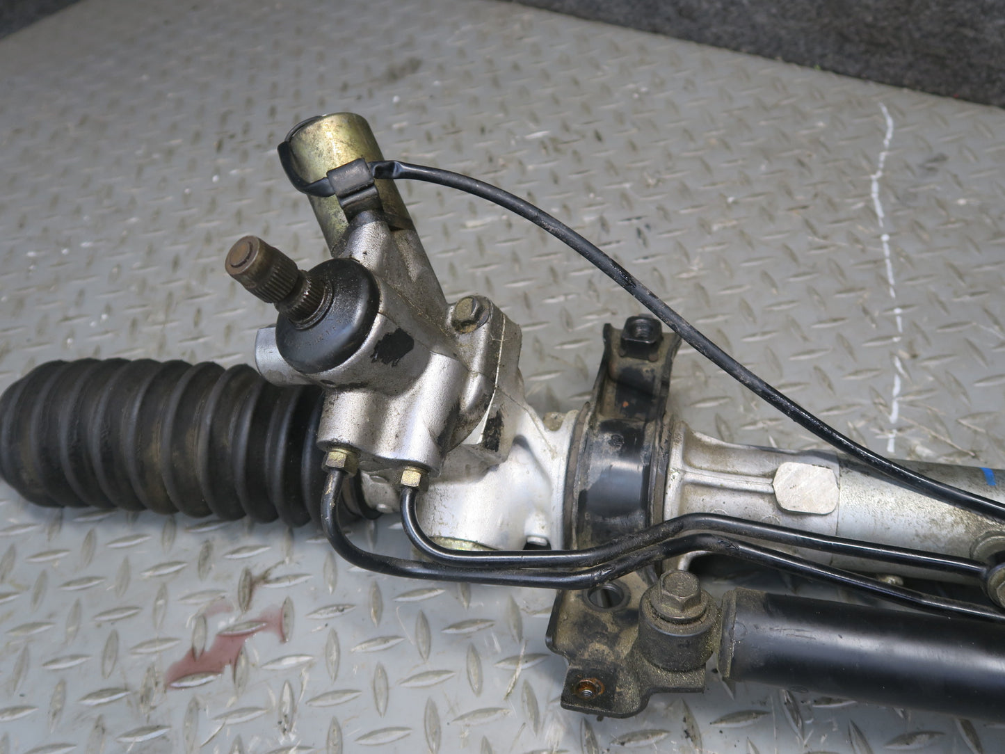 84-87 Toyota Cressida MX73 Power Steering Rack & Pinion w Damper 45K Miles OEM