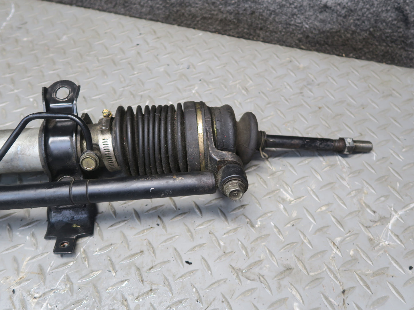 84-87 Toyota Cressida MX73 Power Steering Rack & Pinion w Damper 45K Miles OEM