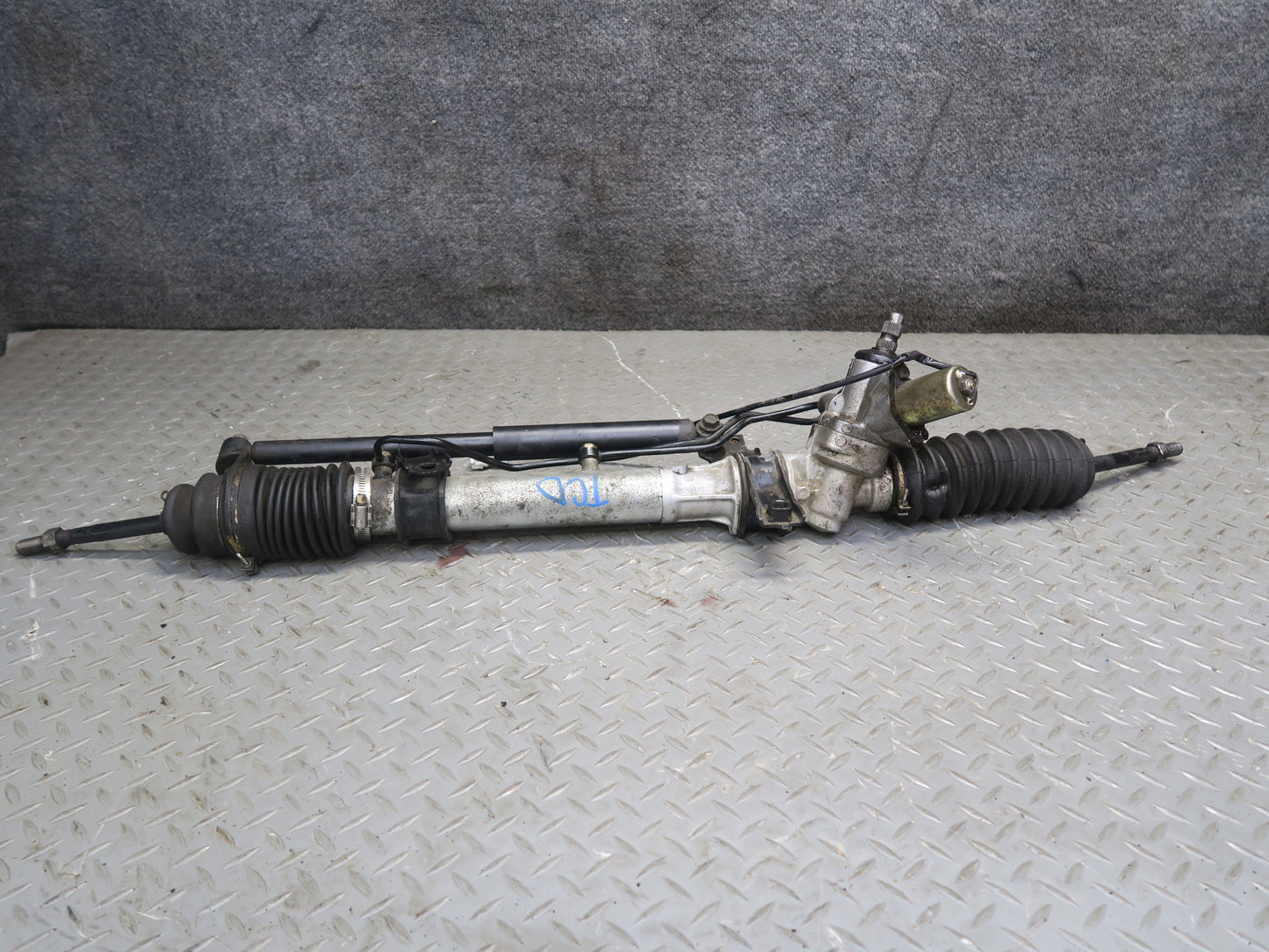 84-87 Toyota Cressida MX73 Power Steering Rack & Pinion w Damper 45K Miles OEM