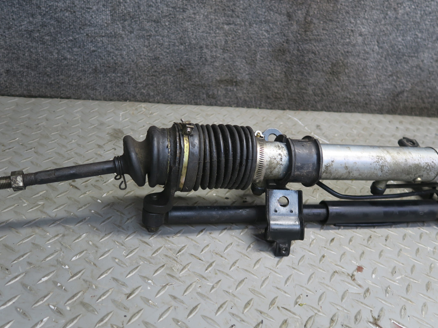 84-87 Toyota Cressida MX73 Power Steering Rack & Pinion w Damper 45K Miles OEM