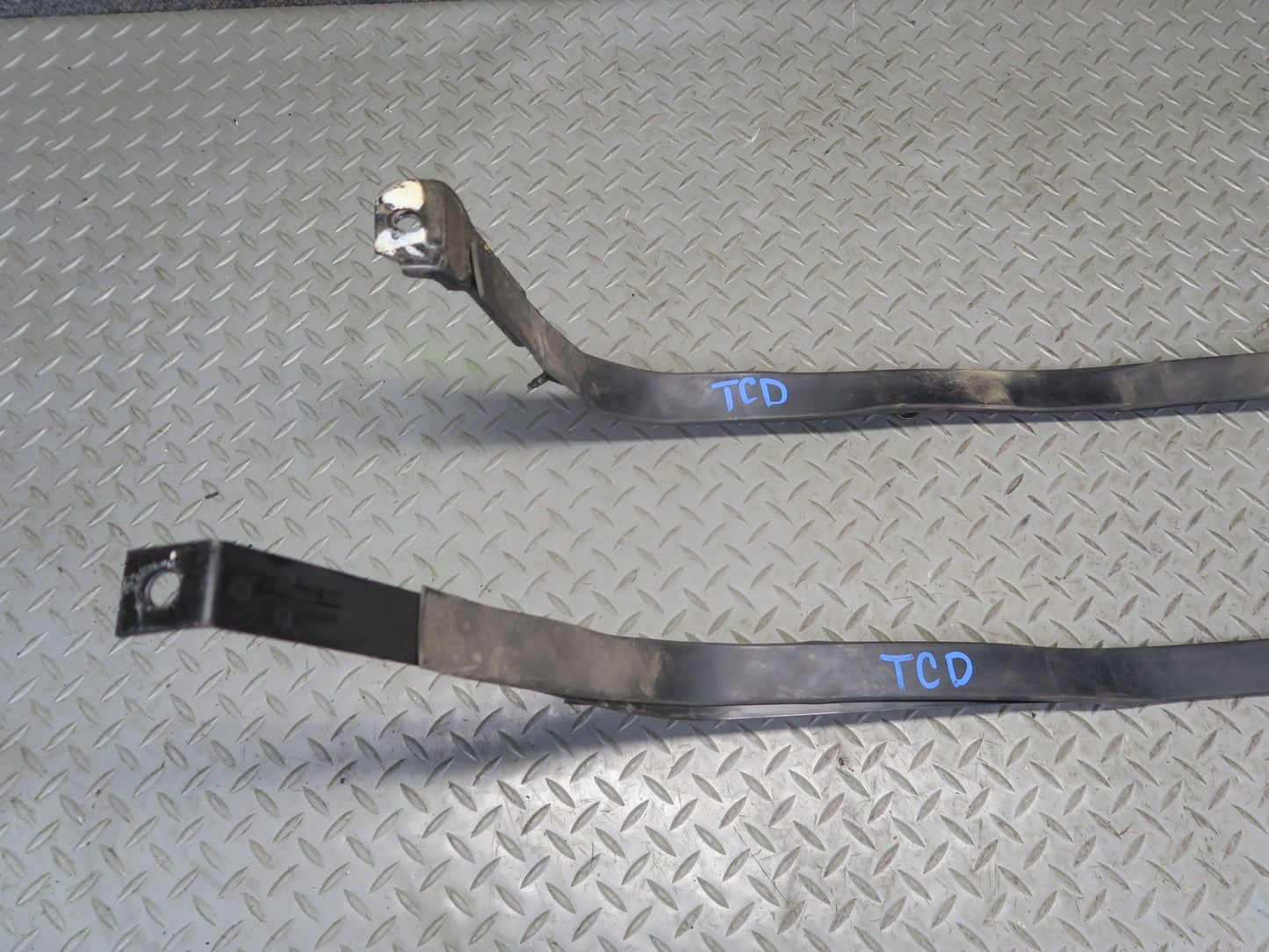 84-88 Toyota Cressida MX73 Fuel Gas Tank Bracket Mount Strap w Guard Set OEM
