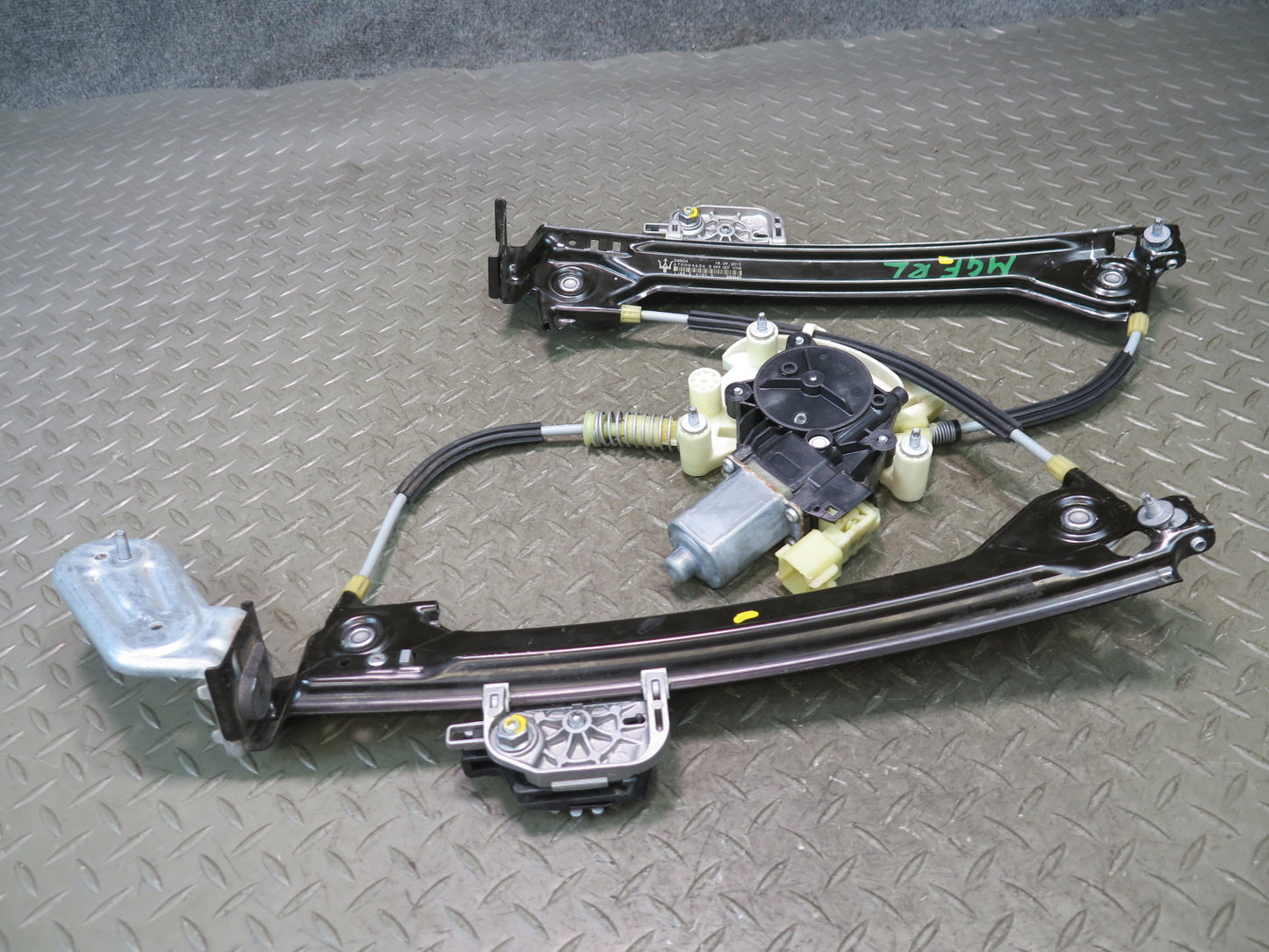 2014-2020 Maserati Ghibli M157 Rear Left Driver Door Window Regulator W/ Motor