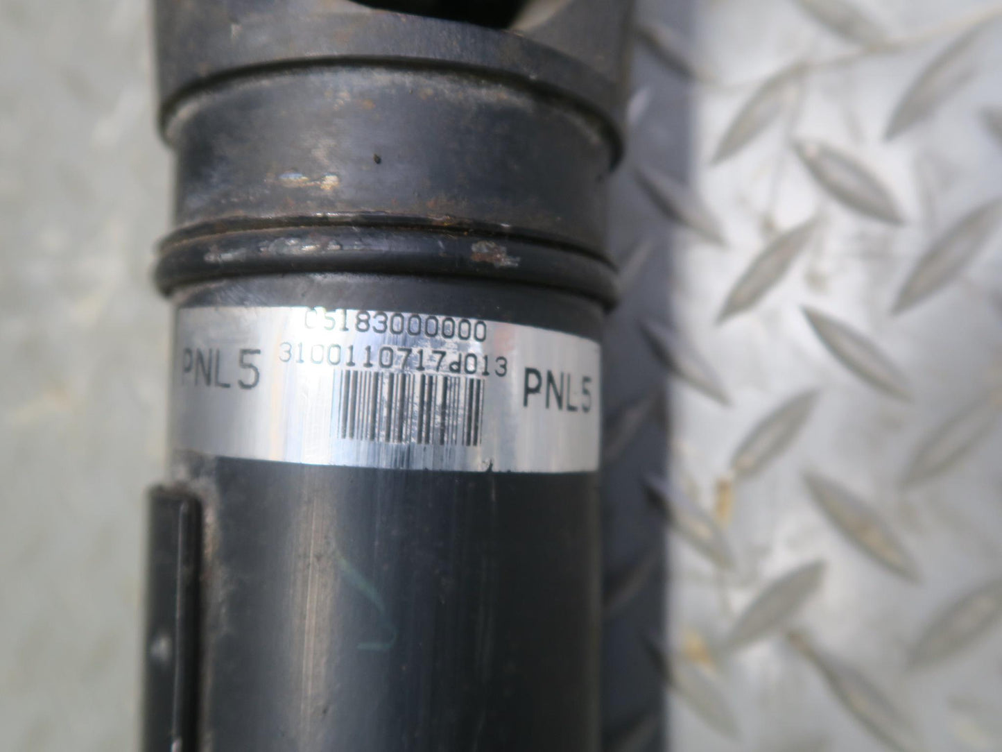 2010-2013 Lexus URJ150L GX460 4WD Front Driveshaft Drive Shaft