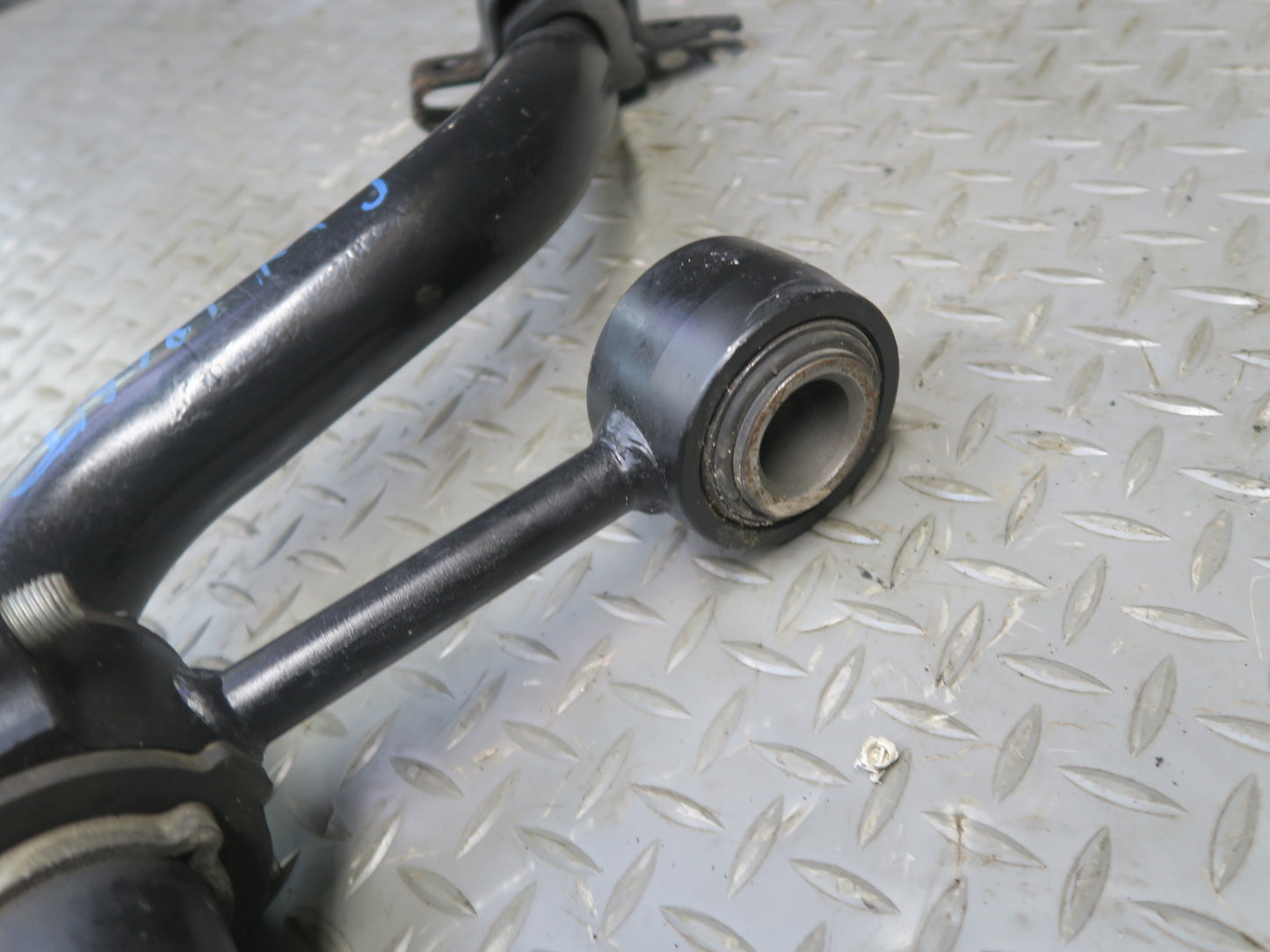 2010-2013 Lexus URJ150L GX460 AWD Front Anti Roll Sway Stabilizer Bar