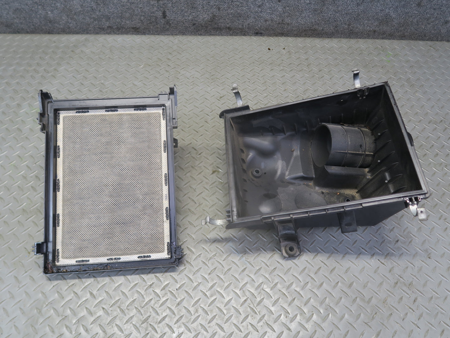 2010-2023 Lexus URJ150L GX460 Air Intake Cleaner Filter Box w MAF Sensor