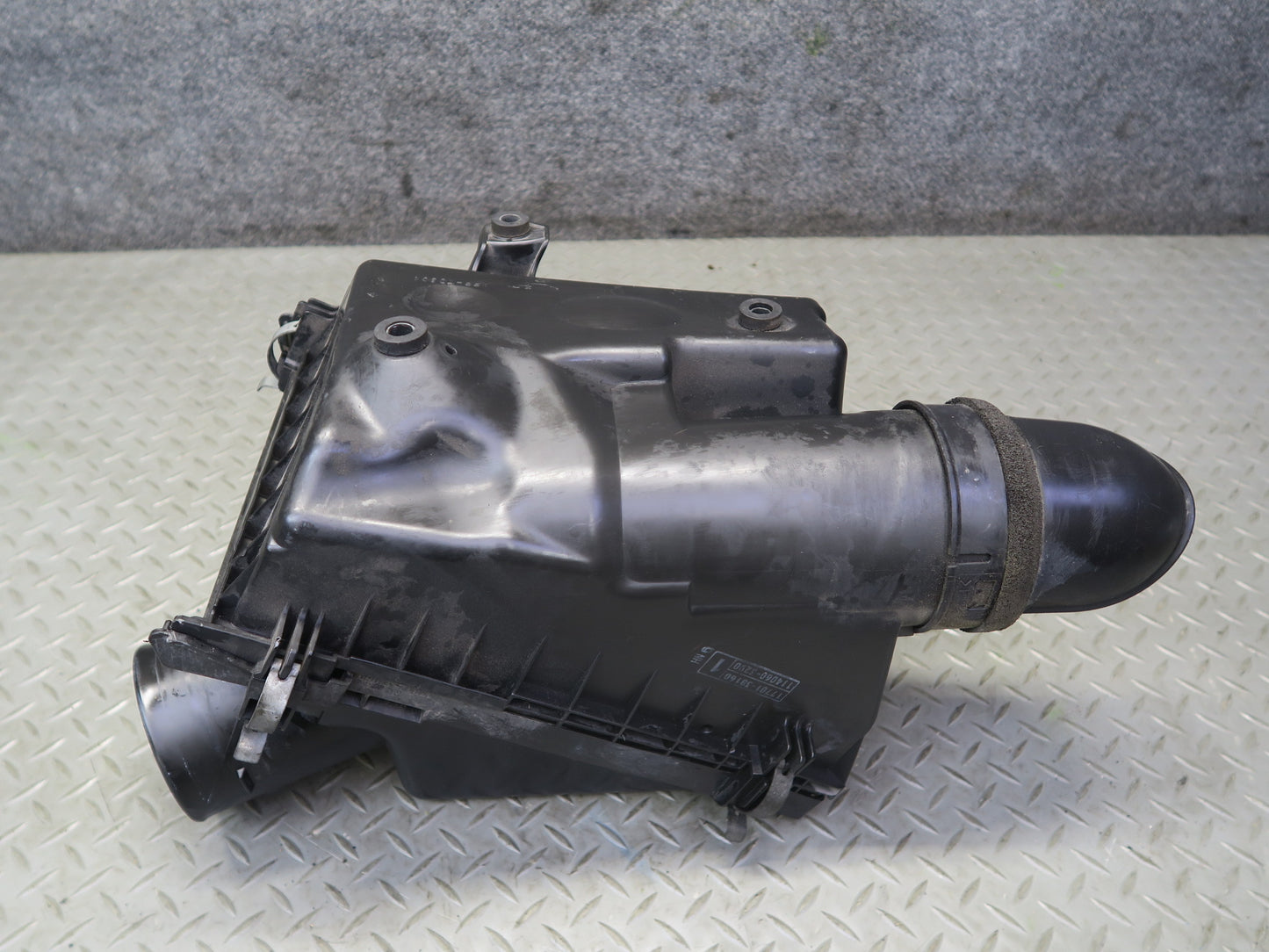 2010-2023 Lexus URJ150L GX460 Air Intake Cleaner Filter Box w MAF Sensor