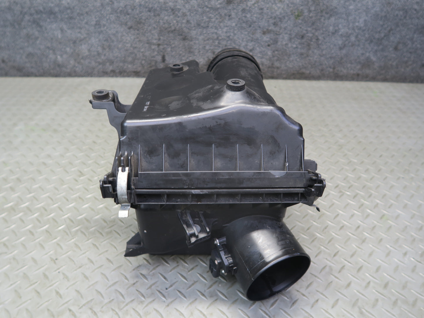 2010-2023 Lexus URJ150L GX460 Air Intake Cleaner Filter Box w MAF Sensor