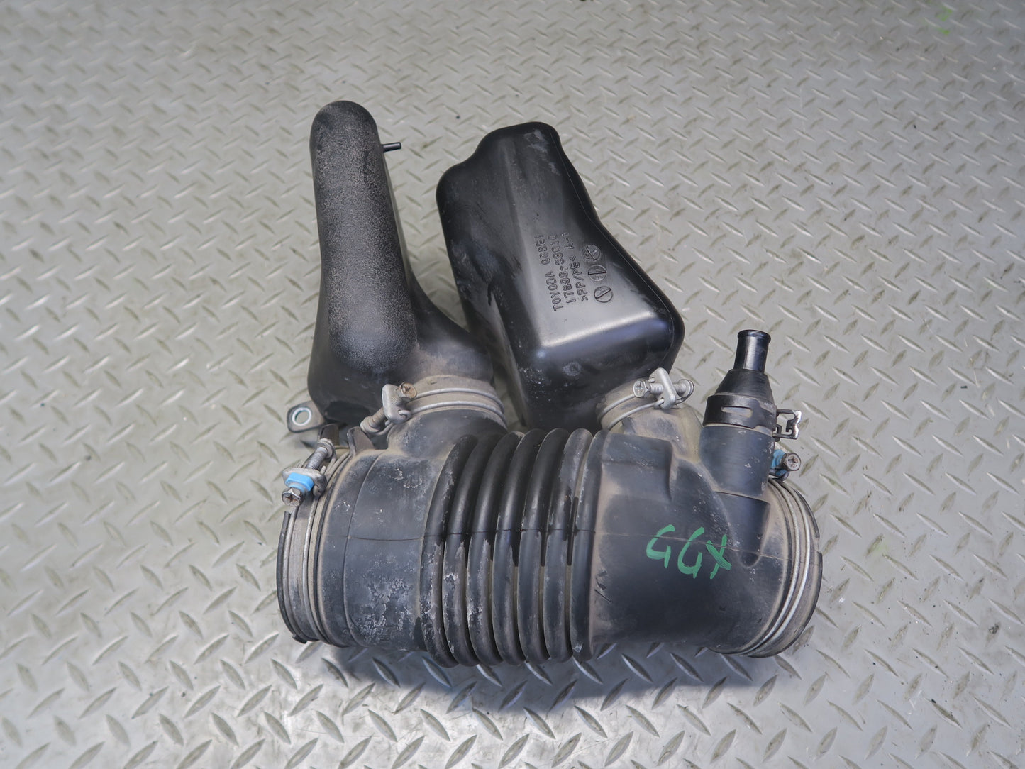 2010-2023 Lexus URJ150L GX460 Air Intake Cleaner Resonator 17896-38010