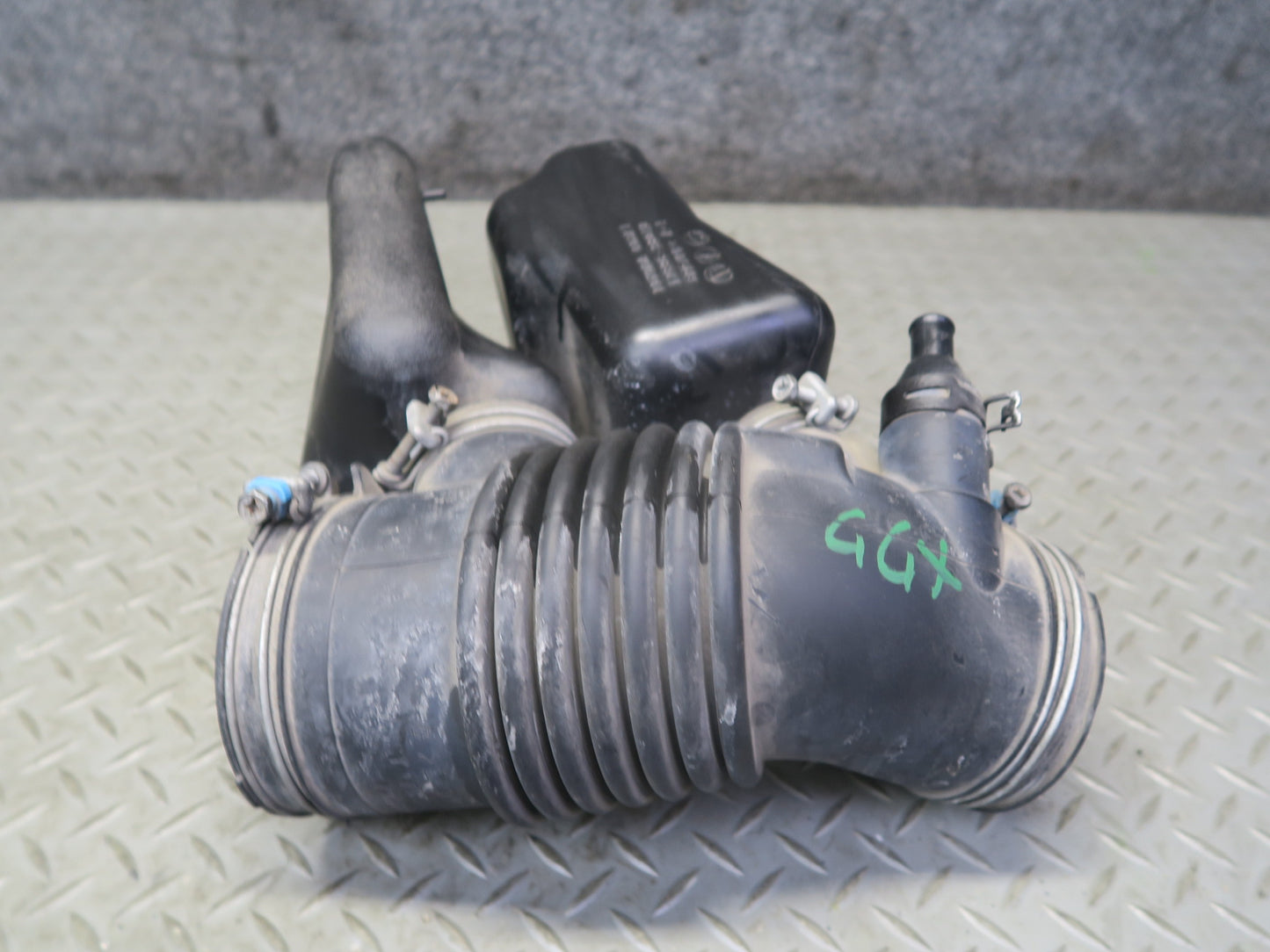2010-2023 Lexus URJ150L GX460 Air Intake Cleaner Resonator 17896-38010