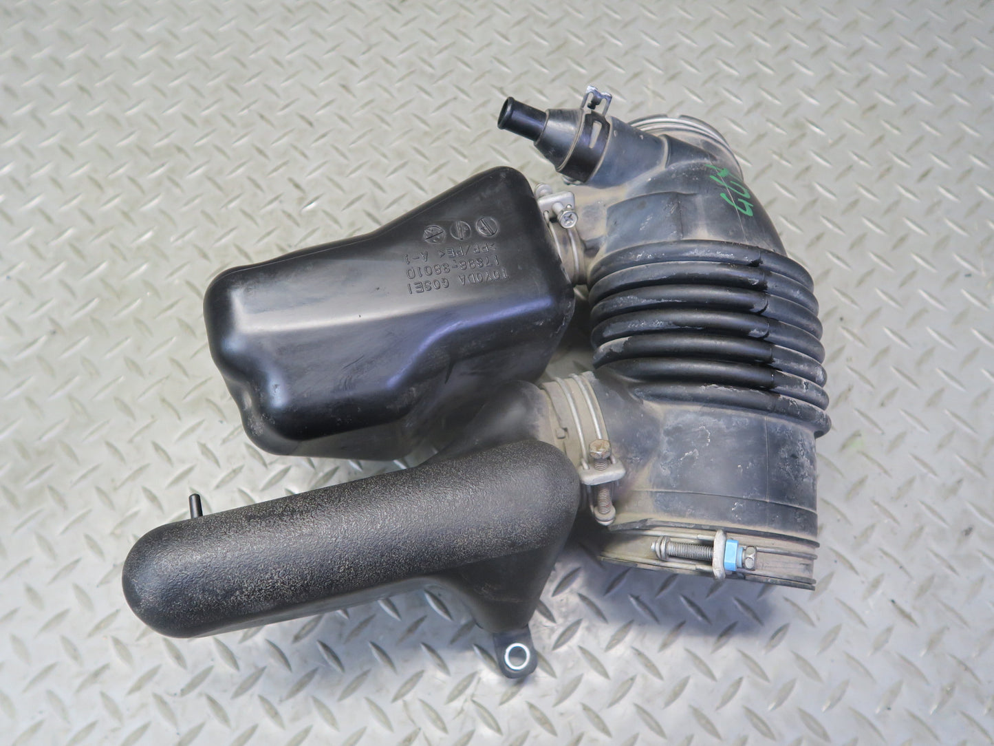 2010-2023 Lexus URJ150L GX460 Air Intake Cleaner Resonator 17896-38010