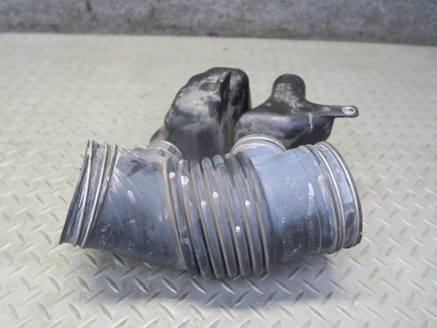2010-2023 Lexus URJ150L GX460 Air Intake Cleaner Resonator 17896-38010