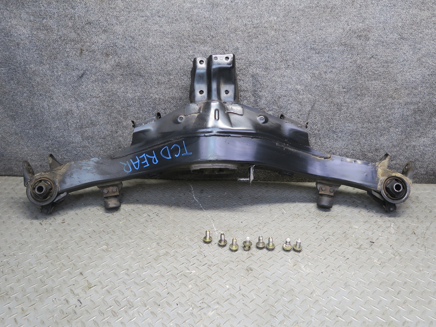 84-88 Toyota Cressida MX73 Sedan Rear Suspension Subframe Crossmember OEM