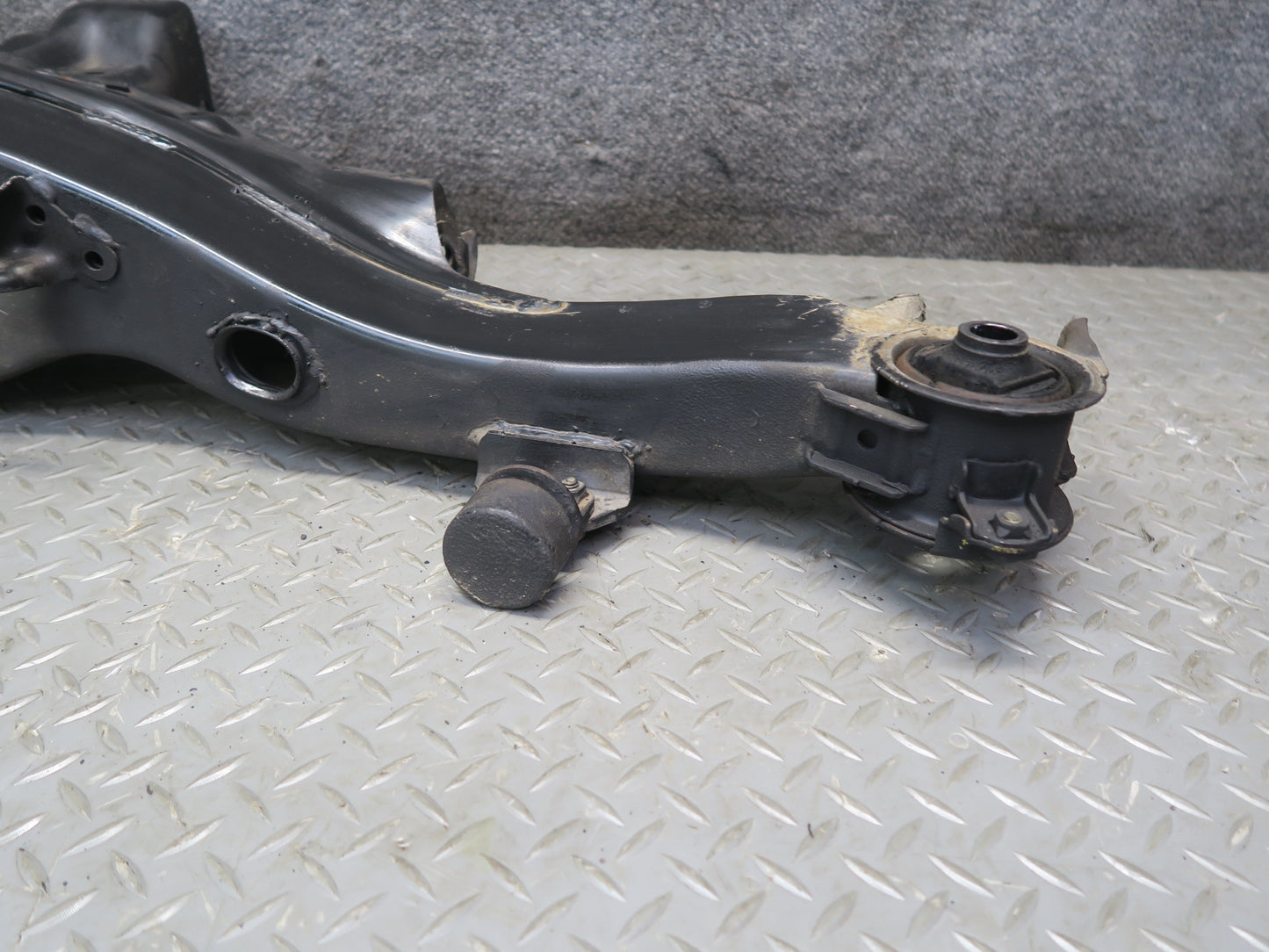 84-88 Toyota Cressida MX73 Sedan Rear Suspension Subframe Crossmember OEM