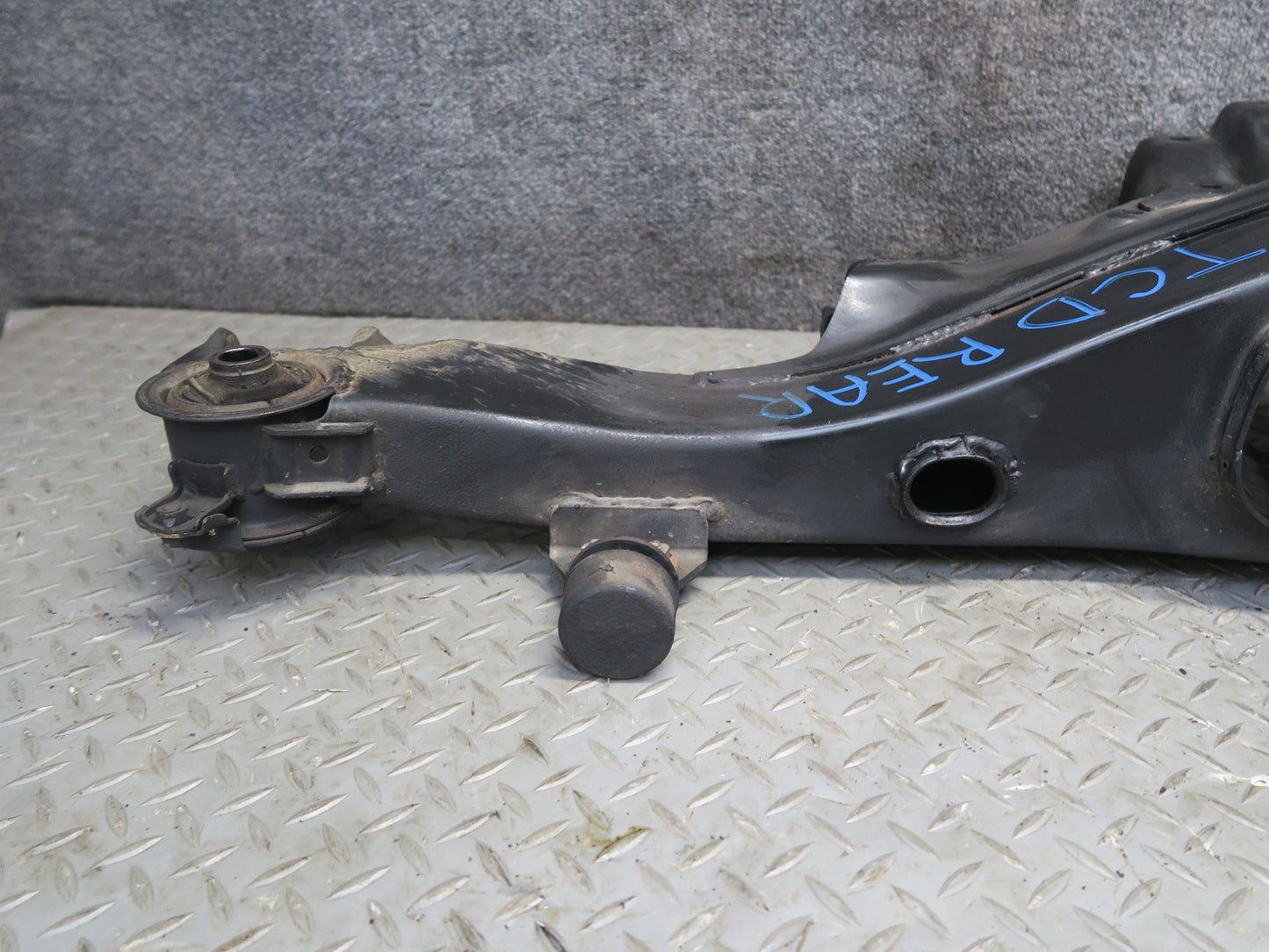 84-88 Toyota Cressida MX73 Sedan Rear Suspension Subframe Crossmember OEM