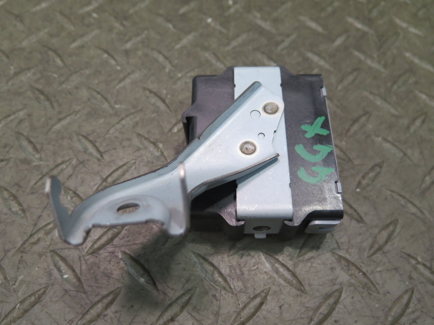 2010-2013 Lexus URJ150L GX460 Driving Support Switch Control Module 859A1-60010