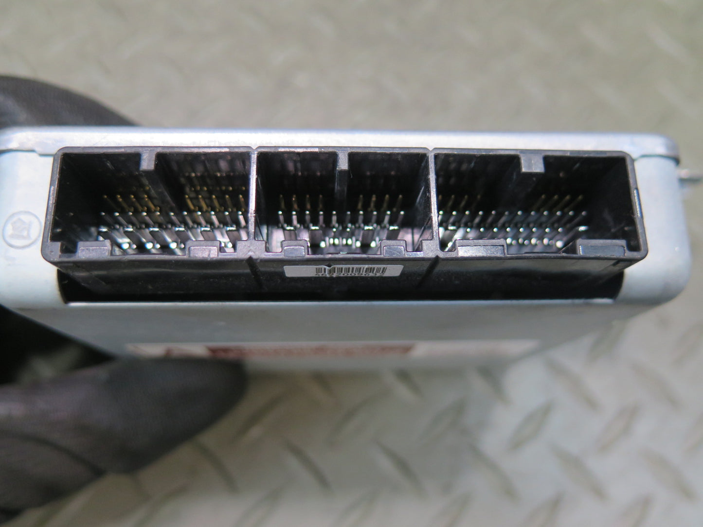 2010-2013 Lexus URJ150L GX460 Active Air Suspension Control Module Unit
