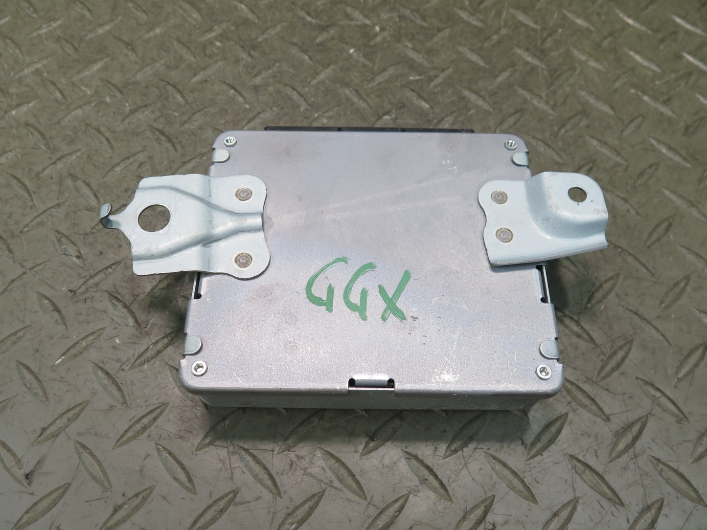 2010-2013 Lexus URJ150L GX460 Active Air Suspension Control Module Unit