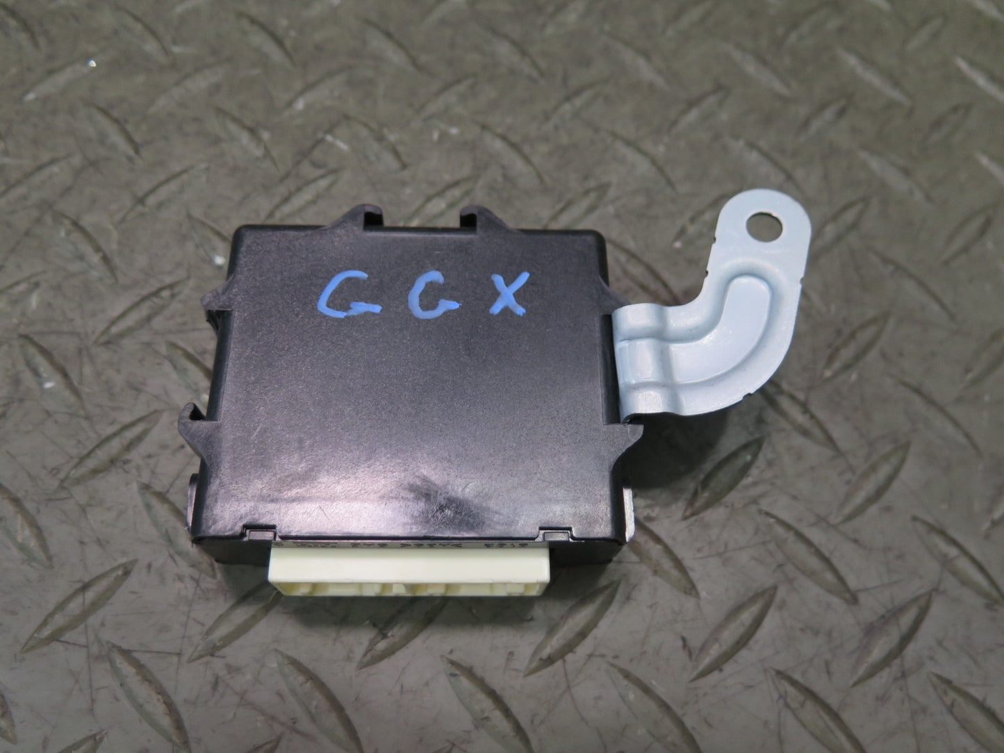2010-2013 Lexus URJ150L GX460 Left Door Mirror Memory Control Module