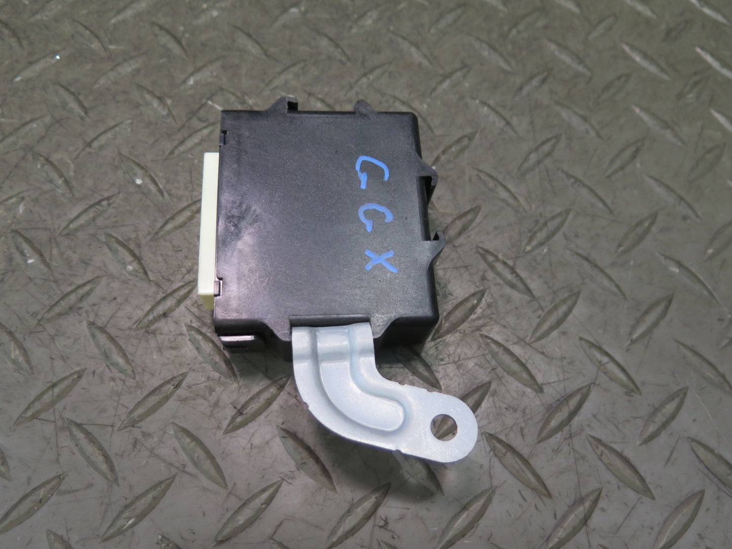 2010-2013 Lexus URJ150L GX460 Left Door Mirror Memory Control Module