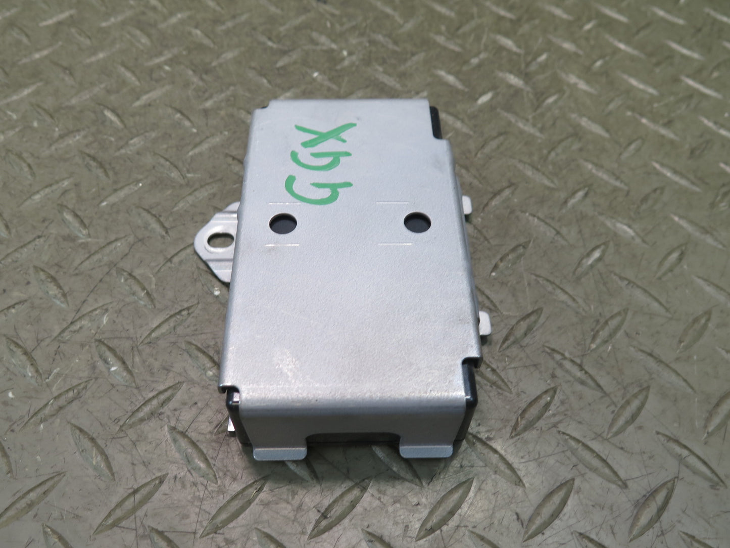 2010-2013 Lexus URJ150L GX460 Mayday Battery Computer Module Unit