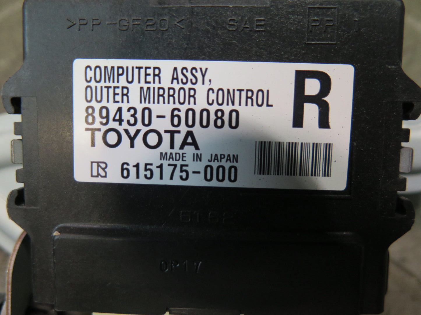 2010-2013 Lexus URJ150L GX460 Right Door Mirror Memory Control Module