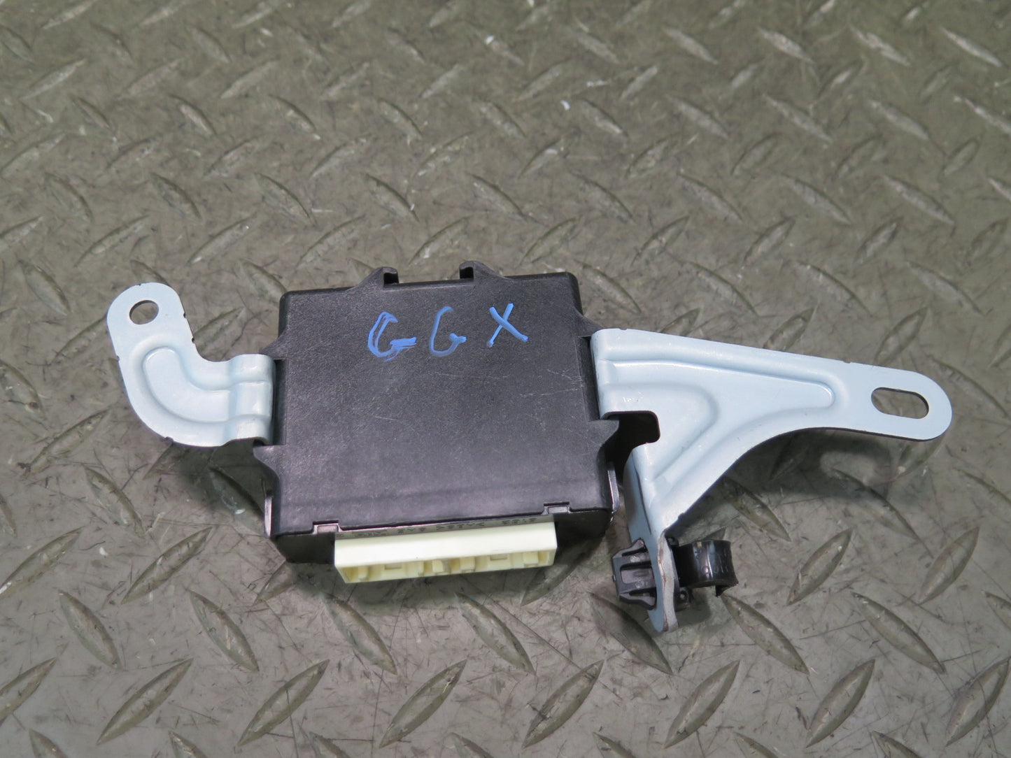 2010-2013 Lexus URJ150L GX460 Right Door Mirror Memory Control Module