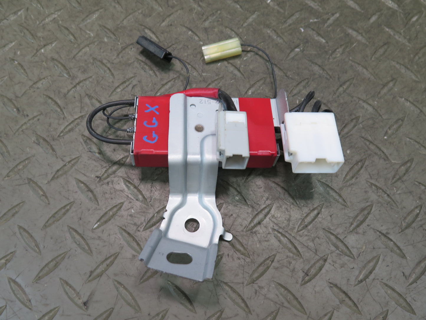 2010-2013 Lexus URJ150L GX460 Antenna Amplifier Control Module Unit