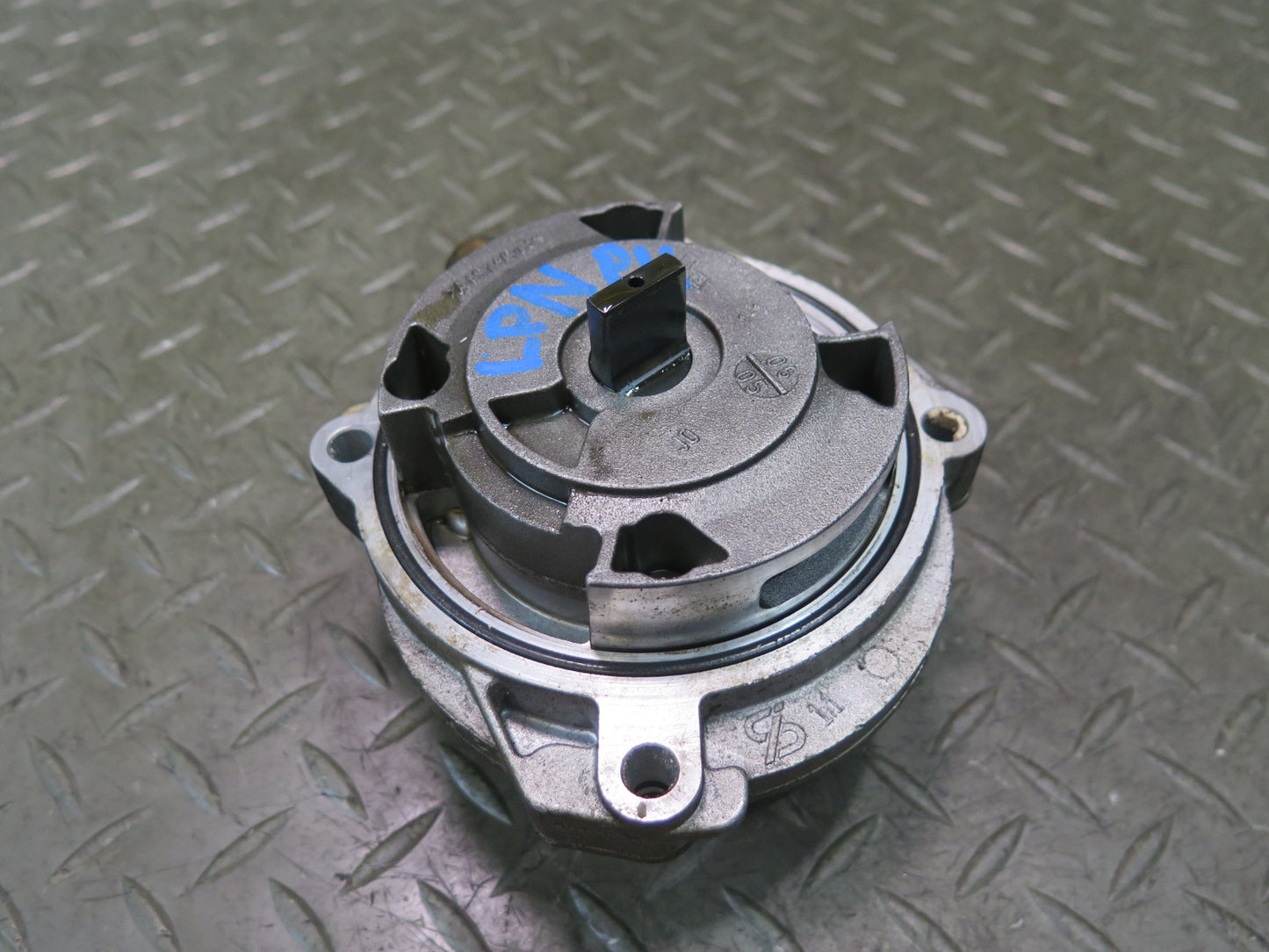 1999 Porsche 911 996 Engine Motor Right Scavenge Oil Suction Pump 19k Miles