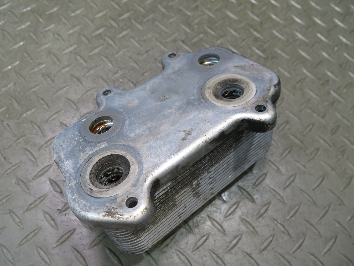 1999-2004 Porsche 911 996 Engine Oil Cooler Heat Exchanger 99610702507