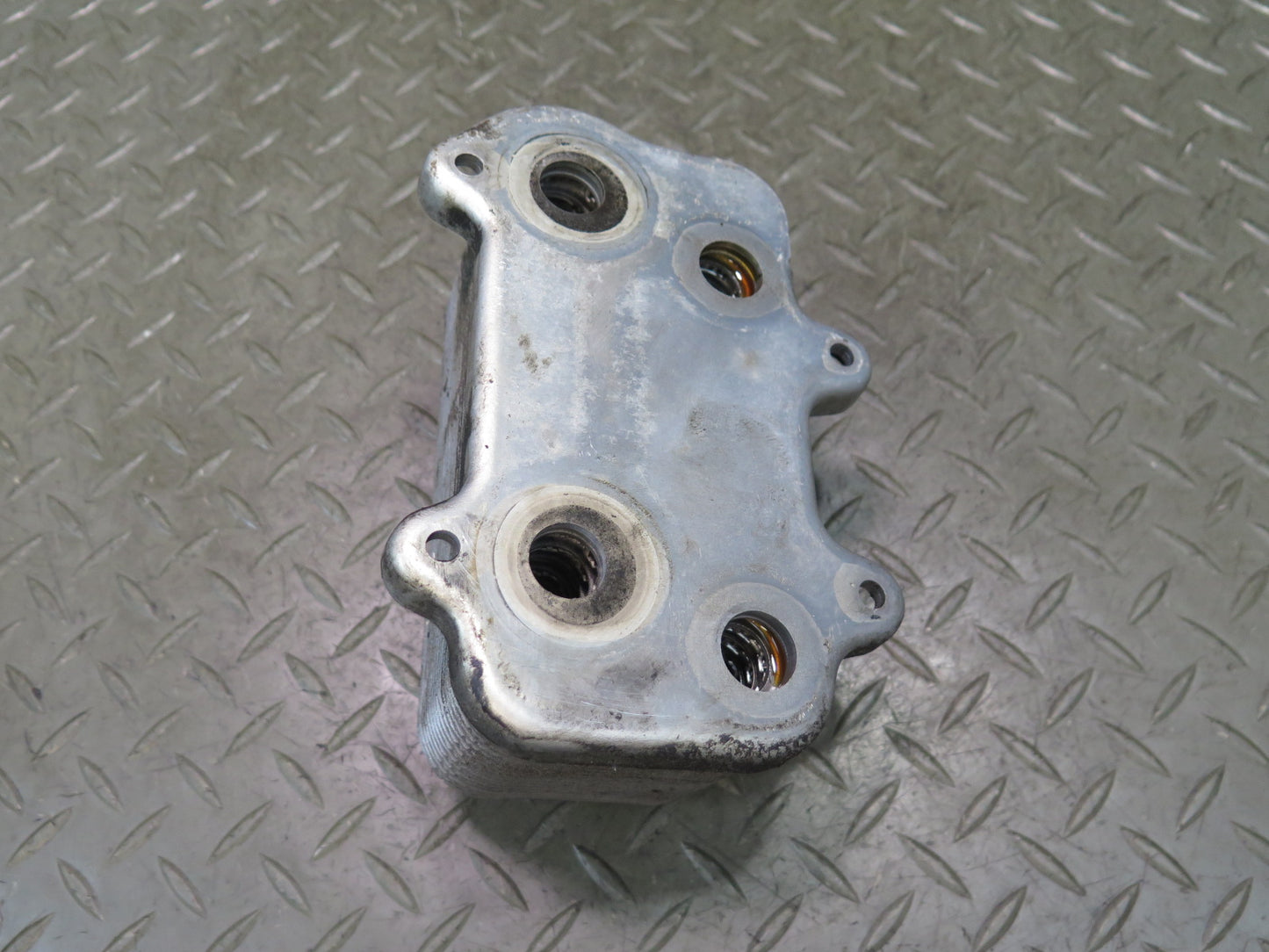 1999-2004 Porsche 911 996 Engine Oil Cooler Heat Exchanger 99610702507