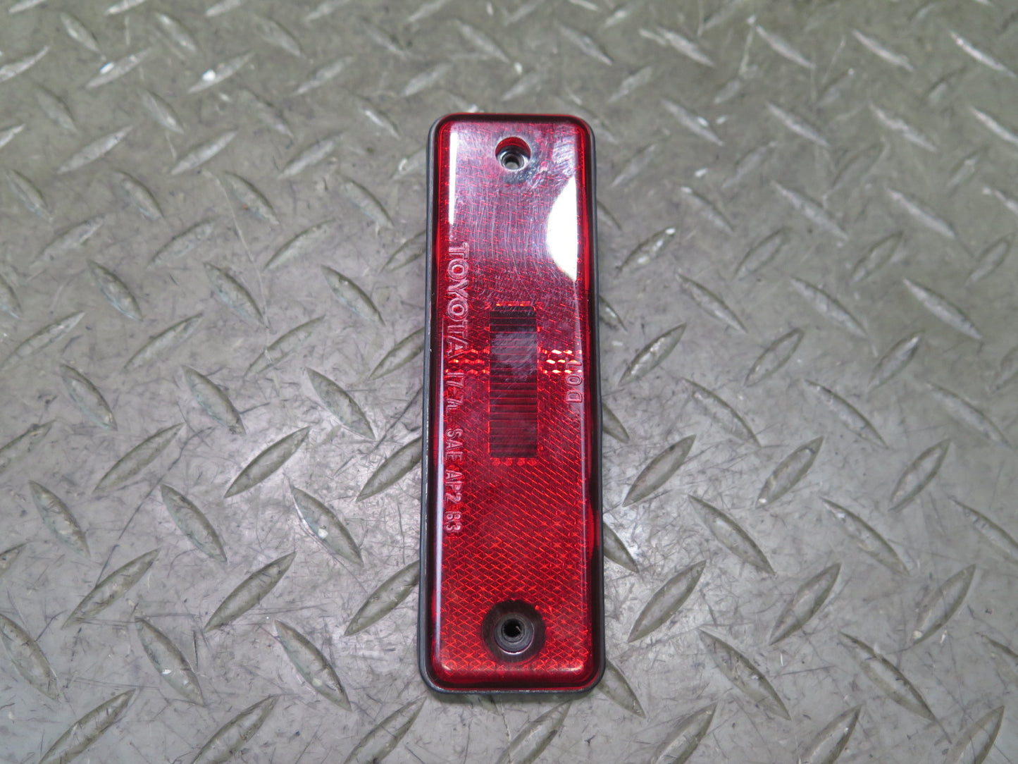 84-86 Toyota Cressida MX73 Rear Left & Right Fender Marker Light Lamp Set OEM