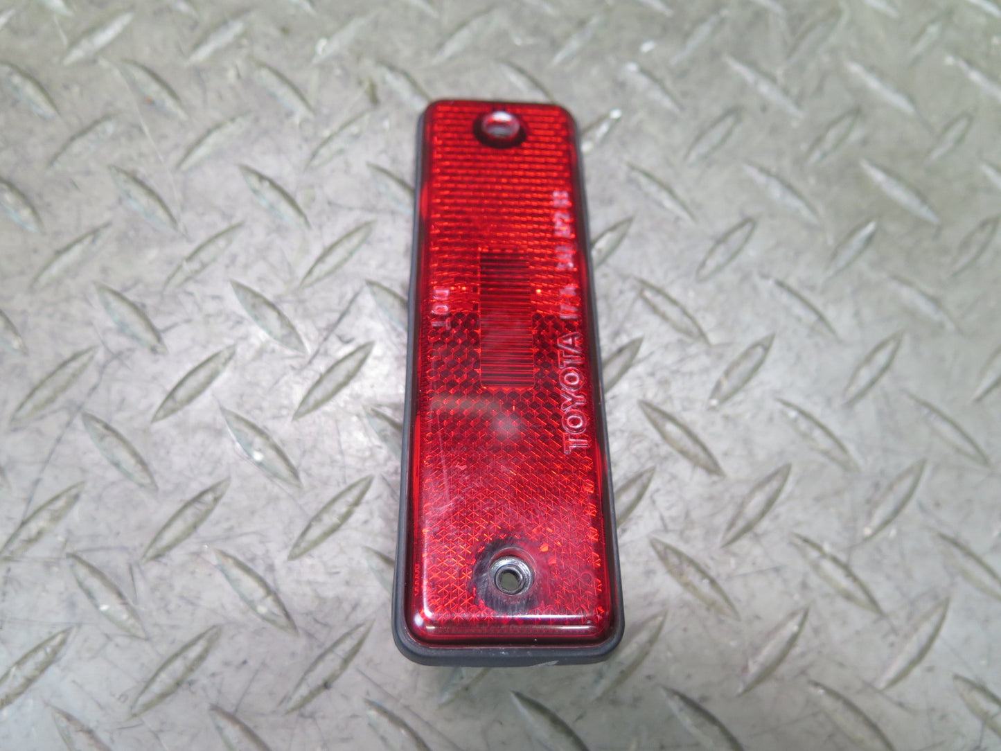 84-86 Toyota Cressida MX73 Rear Left & Right Fender Marker Light Lamp Set OEM