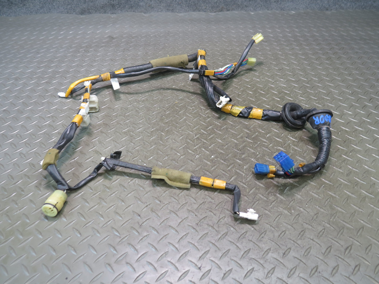 85-86 Toyota Cressida MX73 Sedan Front Right Door Wire Wiring Harness OEM