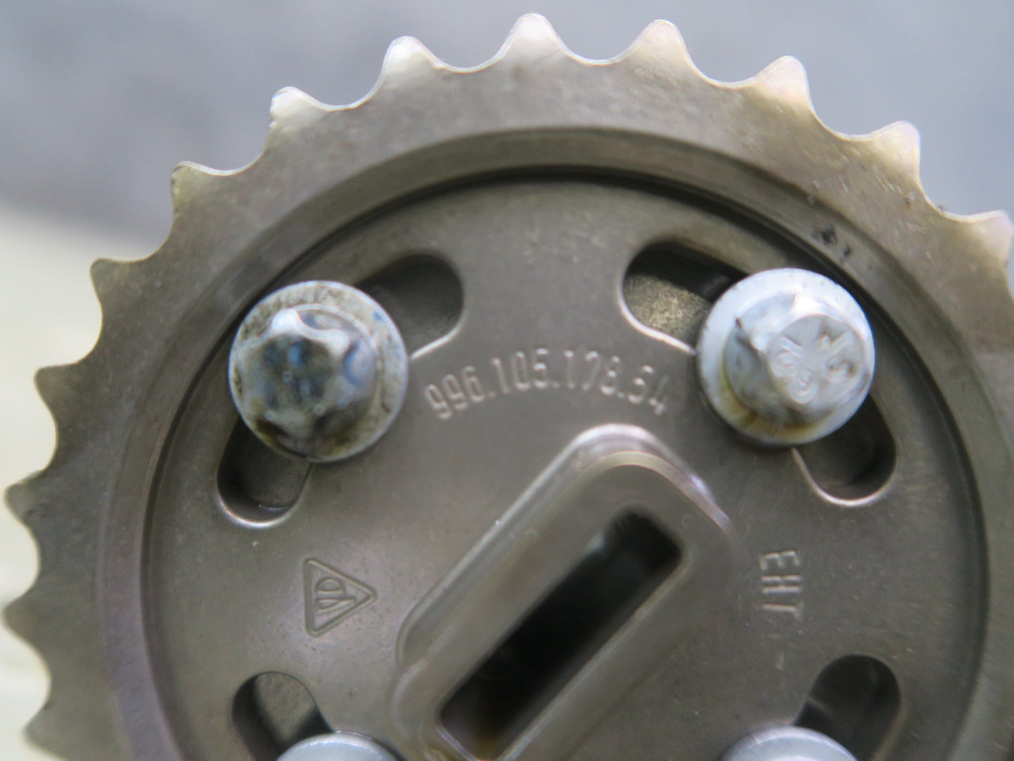 1999 Porsche 911 996 Left Engine Exhaust Camshaft w Sprocket 19k Miles