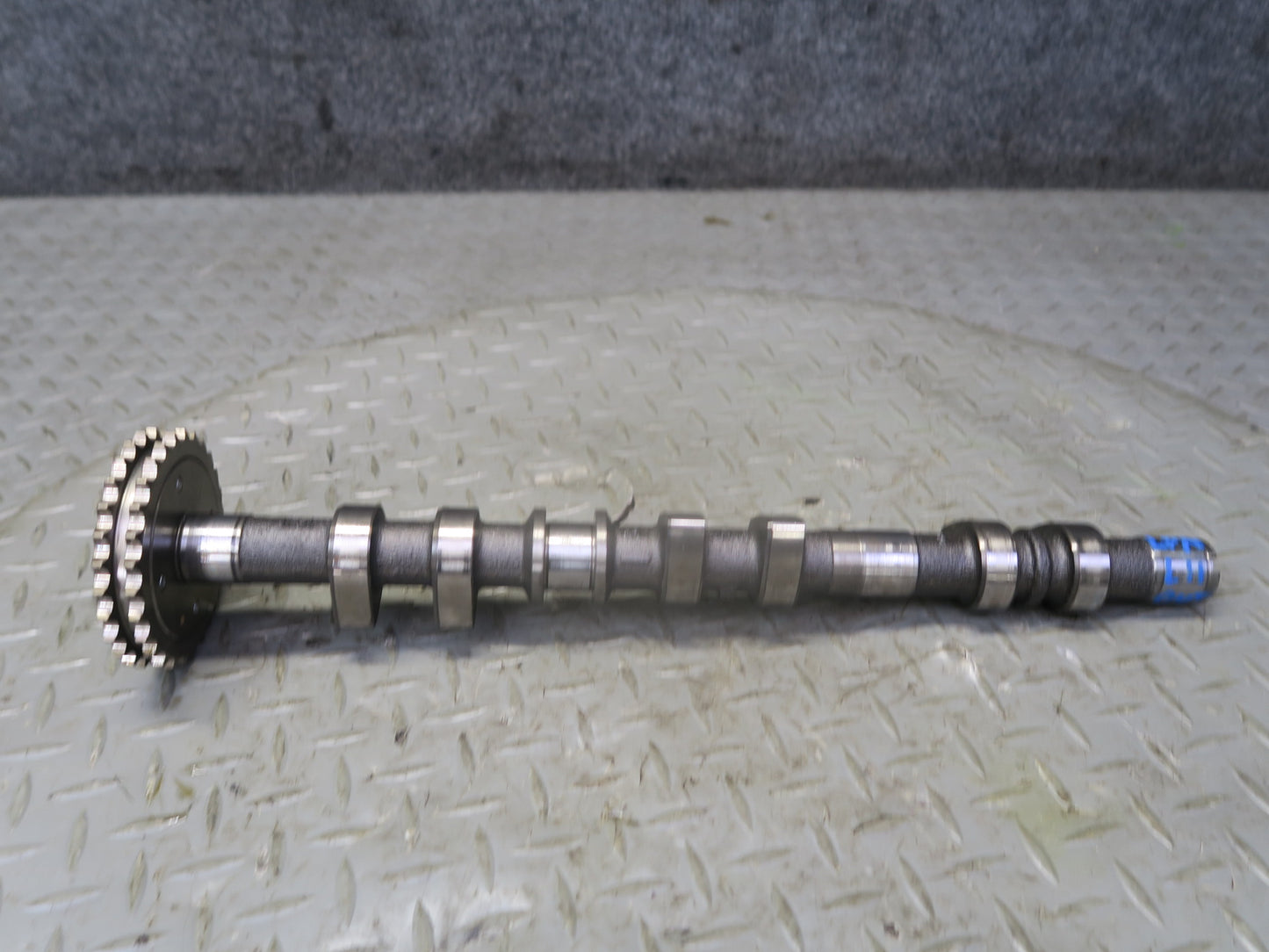 1999 Porsche 911 996 Left Engine Exhaust Camshaft w Sprocket 19k Miles