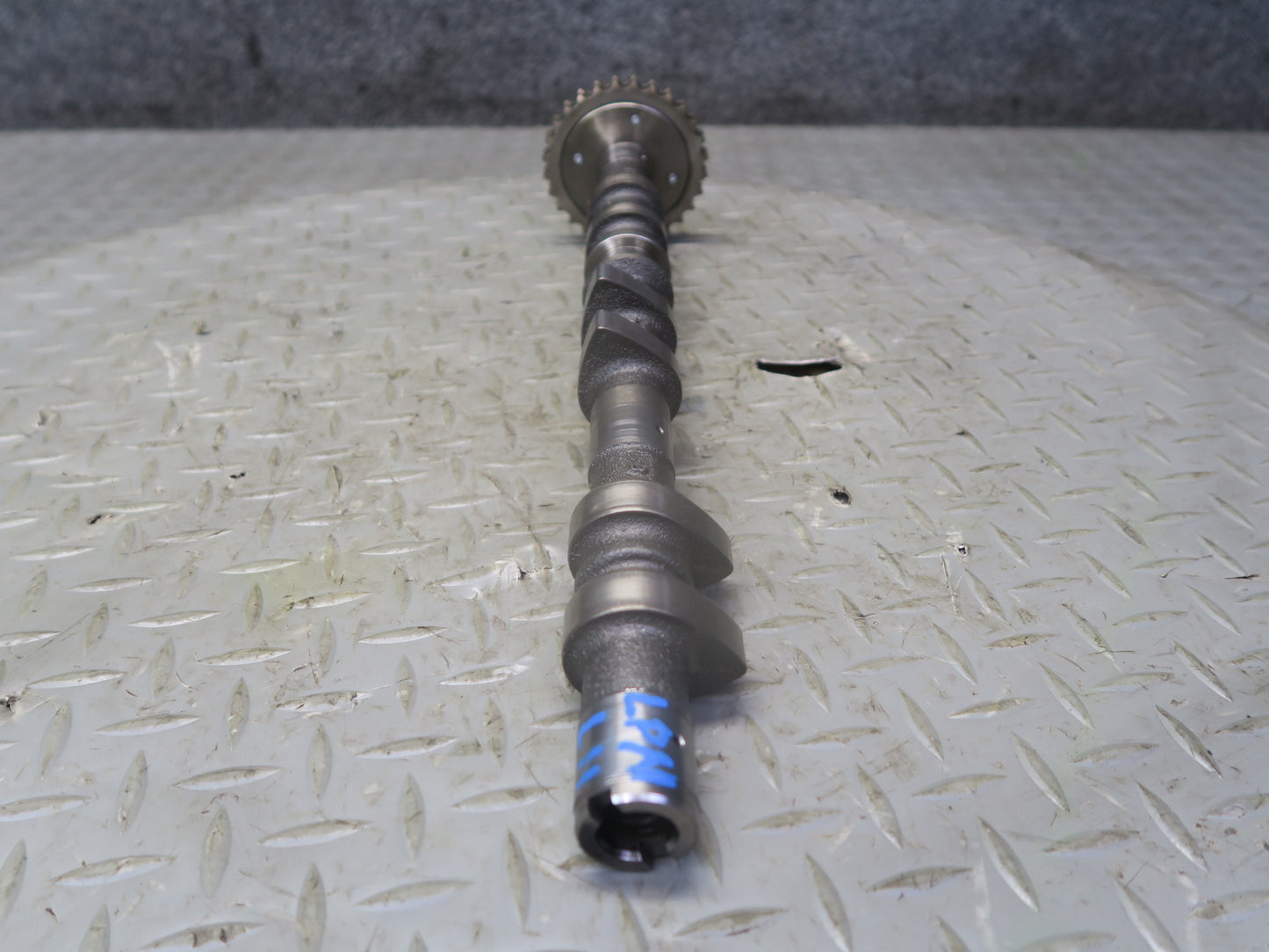 1999 Porsche 911 996 Left Engine Exhaust Camshaft w Sprocket 19k Miles
