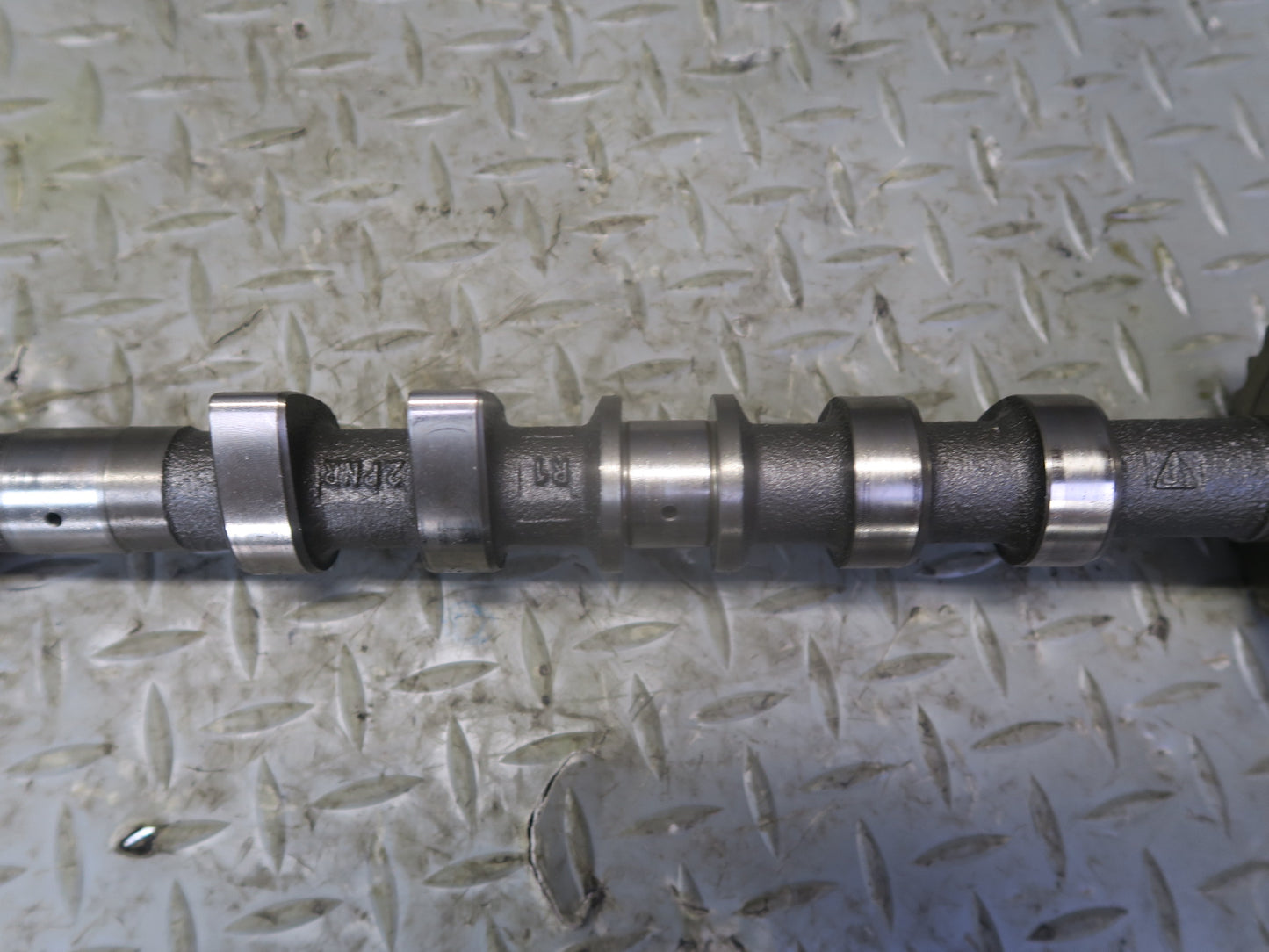 1999 Porsche 911 996 Left Engine Exhaust Camshaft w Sprocket 19k Miles