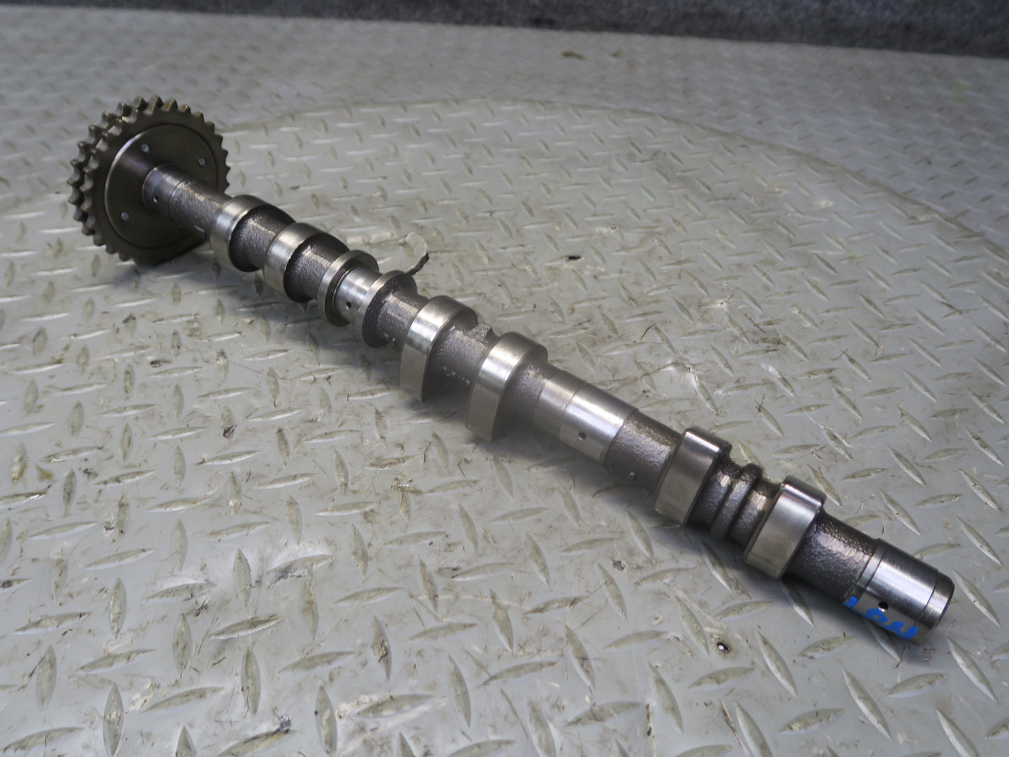 1999 Porsche 911 996 Left Engine Exhaust Camshaft w Sprocket 19k Miles