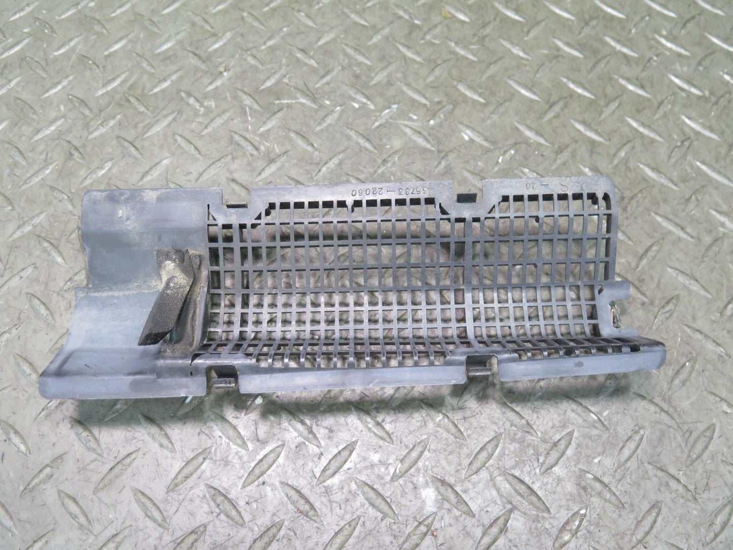 84-86 Toyota Cressida MX73 Front Windshield Cowl Vent Grille Cover Set of 3 OEM